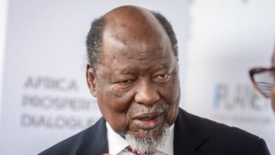 Joaquim Chissano enaltece percurso do general Joaquim Munhepe na luta de libertação - Rádio Moçambique