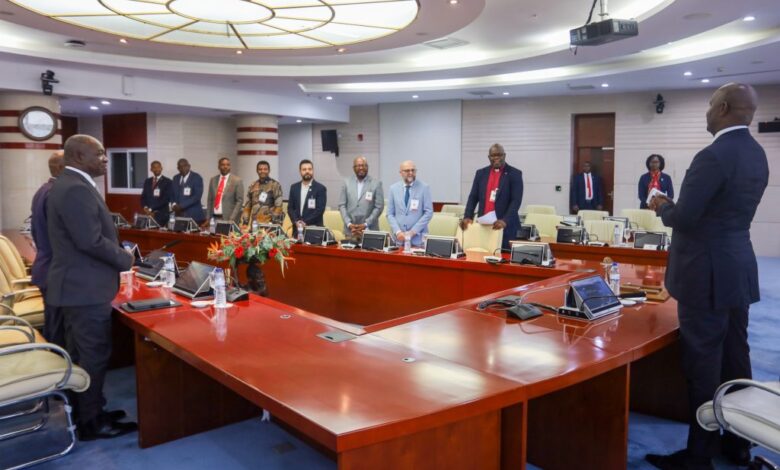 Presidente da República recebe movimento “Moçambique Primeiro” em Maputo - Rádio Moçambique