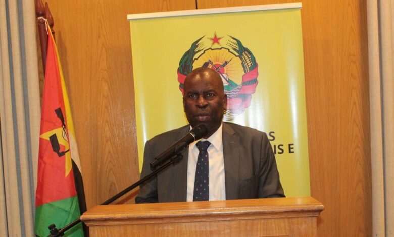 Executivo lança plano para fortalecer a participação de empresas moçambicanas - Rádio Moçambique
