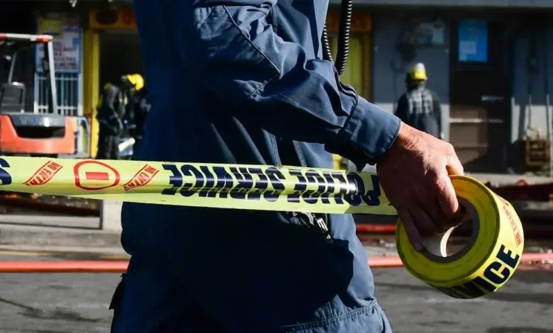 Polícia abate suspeitos de explosão de caixas multibanco em Mahikeng - Rádio Moçambique