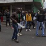 Mais de 500 moçambicanos regressam ao país após ataques xenófobos - Rádio Moçambique