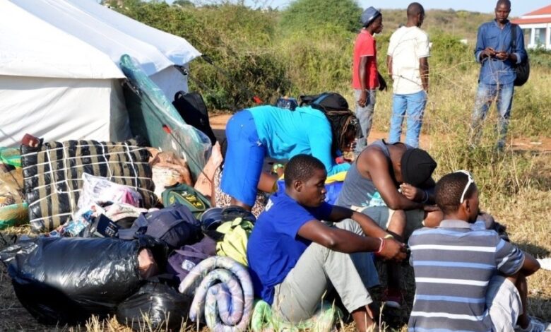 600 moçambicanos chegam ao país após repatriação da África do Sul - Rádio Moçambique