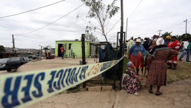 Tiroteio em assentamento informal de Joanesburgo faz 12 mortos e 9 feridos - Rádio Moçambique