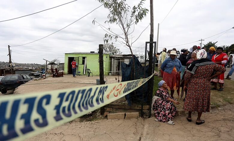 Tiroteio em assentamento informal de Joanesburgo faz 12 mortos e 9 feridos - Rádio Moçambique