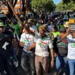 Ataques anti-imigrantes na África do Sul afectam 283 cidadãos moçambicanos - Rádio Moçambique