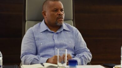 Ministro da Agricultura monitoriza projectos agro-industriais em Cahora Bassa - Rádio Moçambique