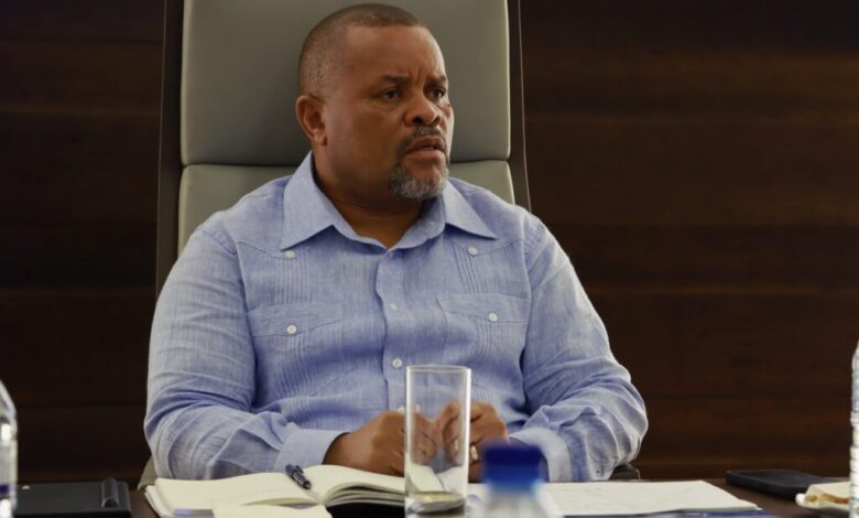 Ministro da Agricultura monitoriza projectos agro-industriais em Cahora Bassa - Rádio Moçambique