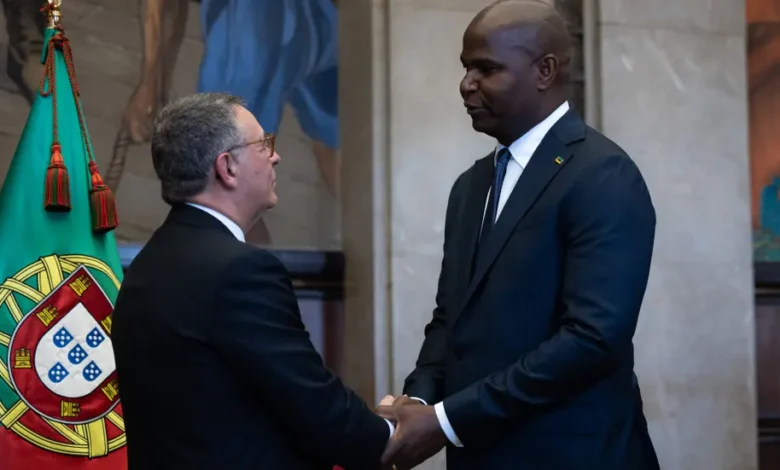 PR inicia visita oficial a Portugal para reforçar relações de cooperação - Rádio Moçambique