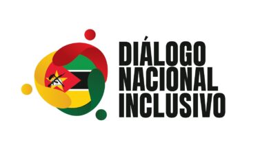 Diálogo Nacional Inclusivo realiza audições públicas nos distritos costeiros da Zambézia - Rádio Moçambique