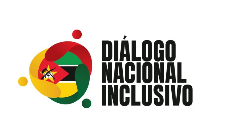 Diálogo Nacional Inclusivo realiza audições públicas nos distritos costeiros da Zambézia - Rádio Moçambique